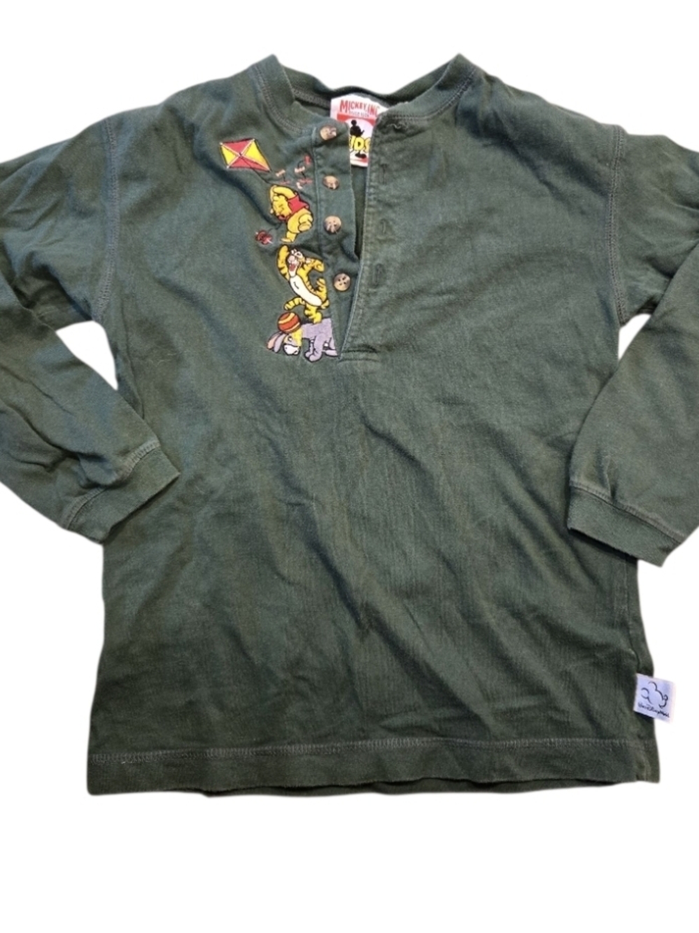 This Pooh & The Gang embroidered shirt by Mickey Inc is a green kids' size 6